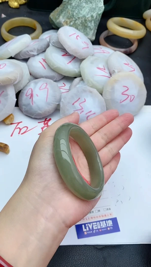 未镶嵌手镯石英质玉274+55/56