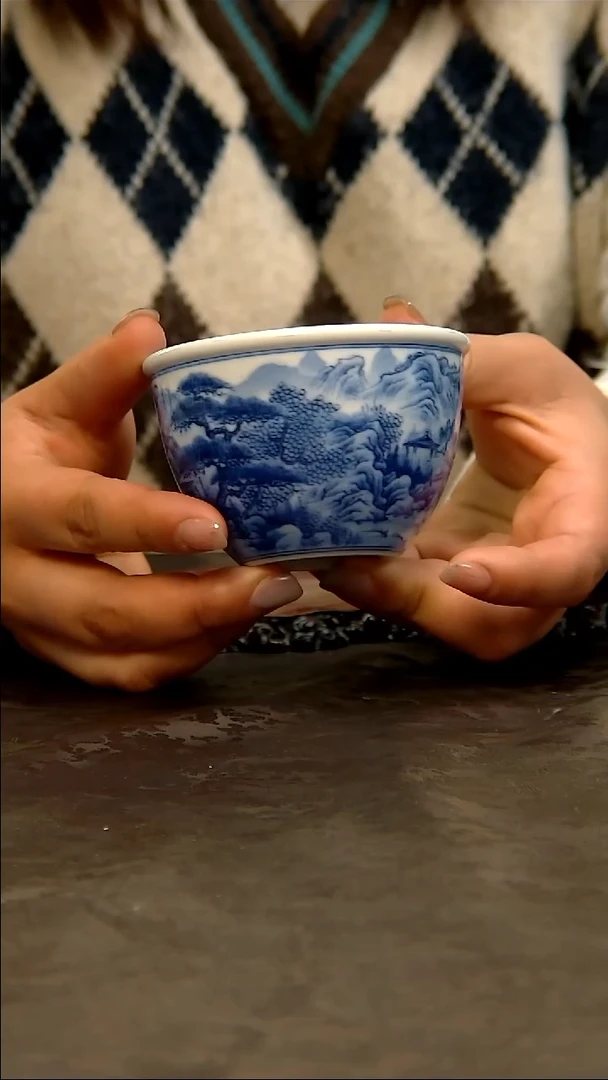 【闪购商品】梅子青柴窑青花手绘山水缸杯！