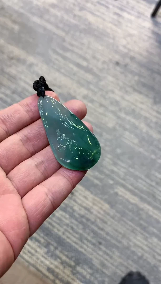 颈饰未镶嵌翡翠天然A货翡翠