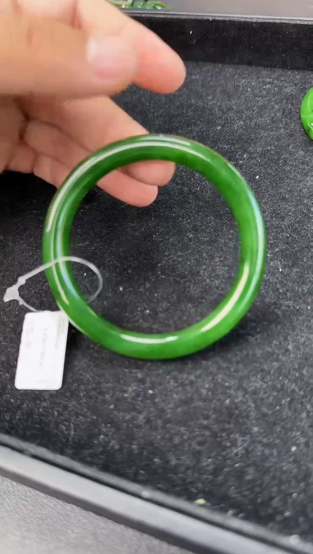 未镶嵌手镯和田玉56圈口