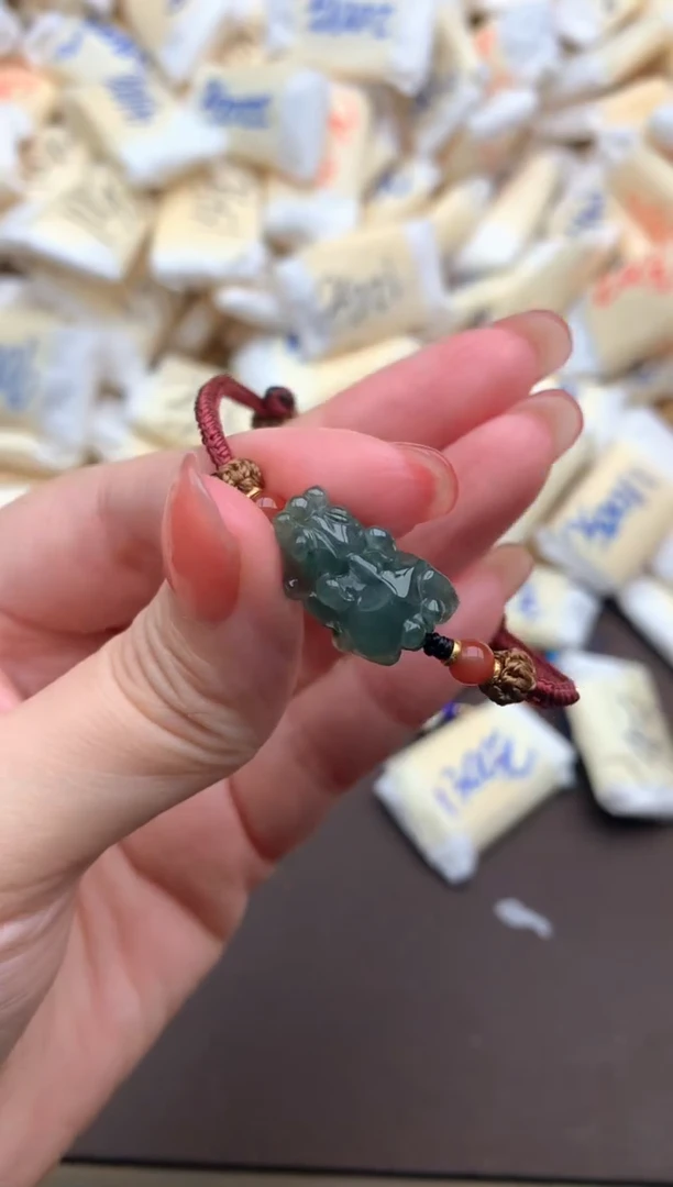 【闪购商品】翡翠挂件未镶嵌一