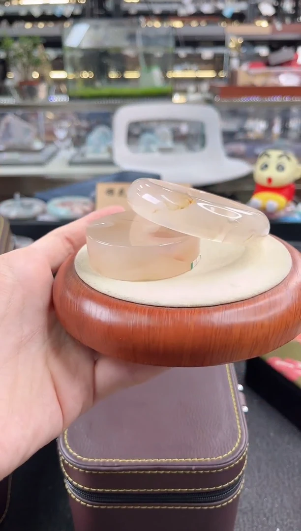 未镶嵌手镯石英质玉57圈口（赠品镯心）6648646