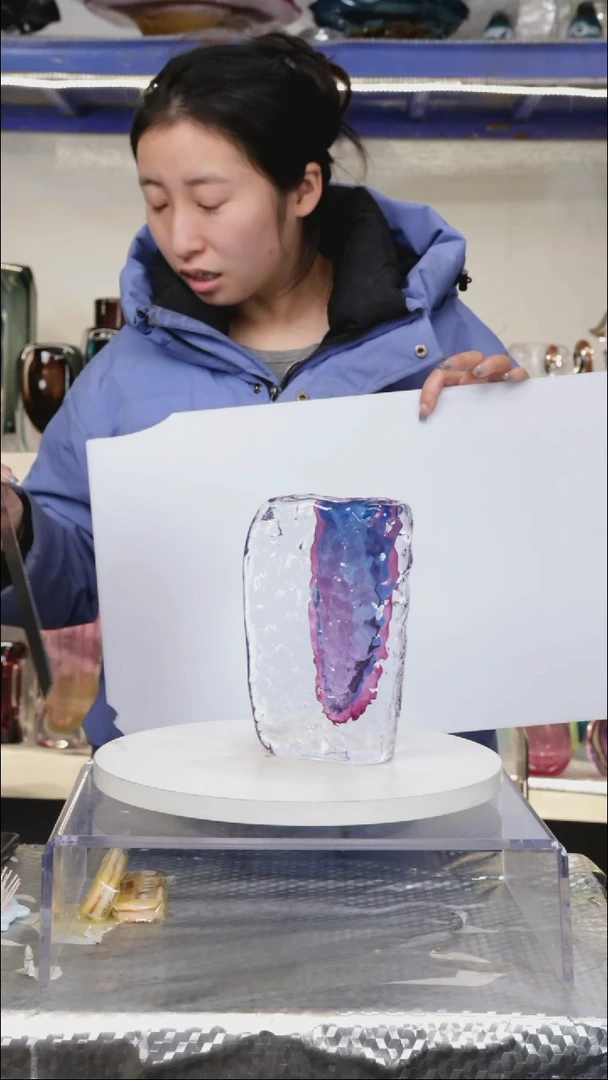 【闪购商品】琉璃【幻彩】高19.5精品琉璃正常手工痕迹