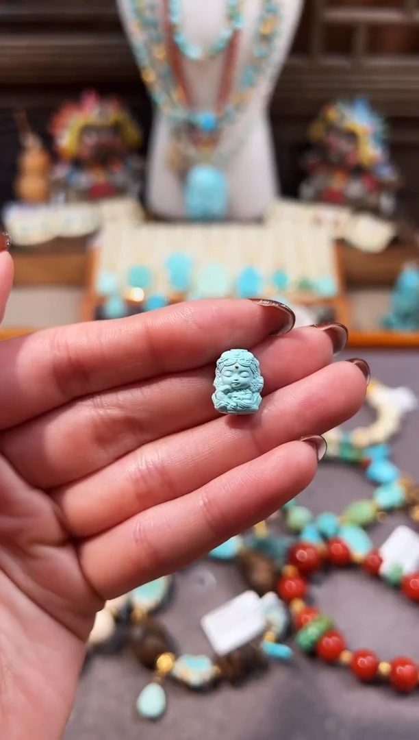 未镶嵌绿松石配饰度母