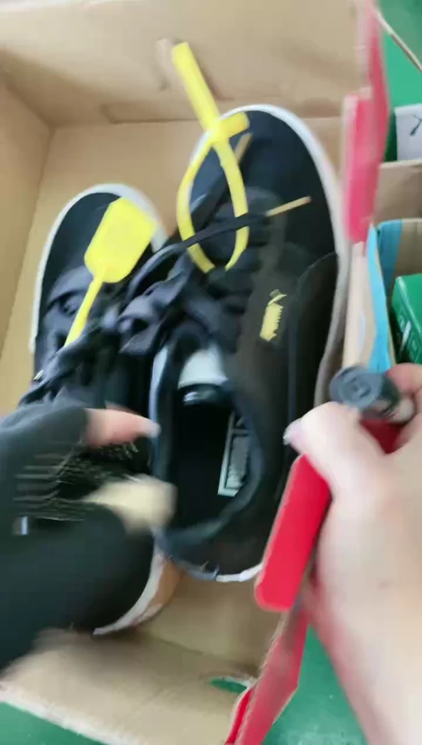 彪马时尚休闲百搭运动鞋37M     T78