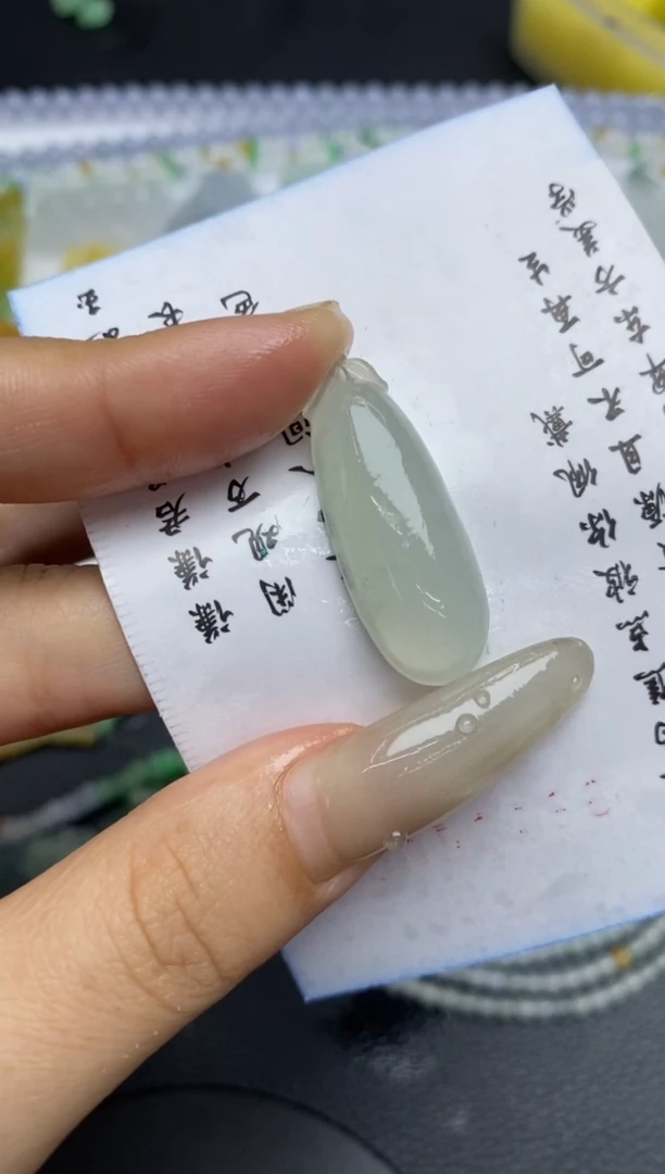 未镶嵌定制翡翠翡翠毛货~
