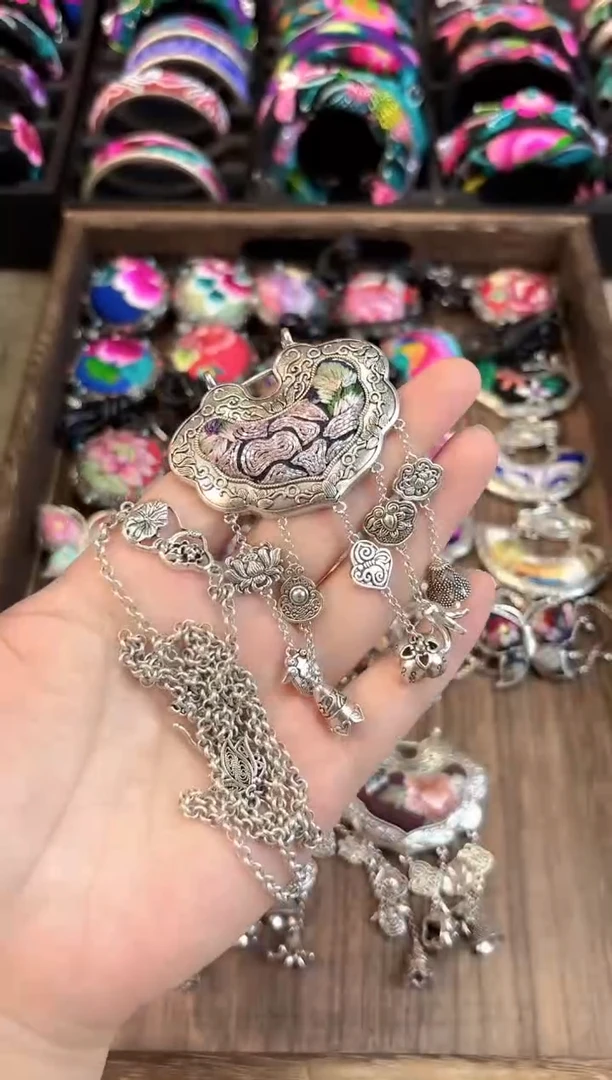 织绣艺枝独绣老绣饰品242＋链子