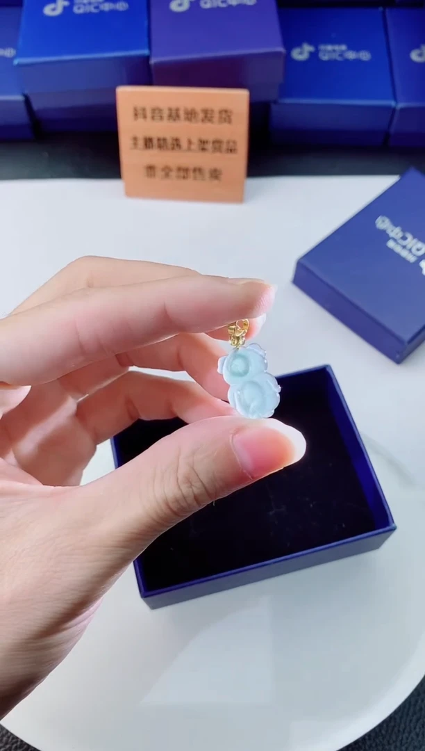 翡翠未镶嵌颈饰11111111