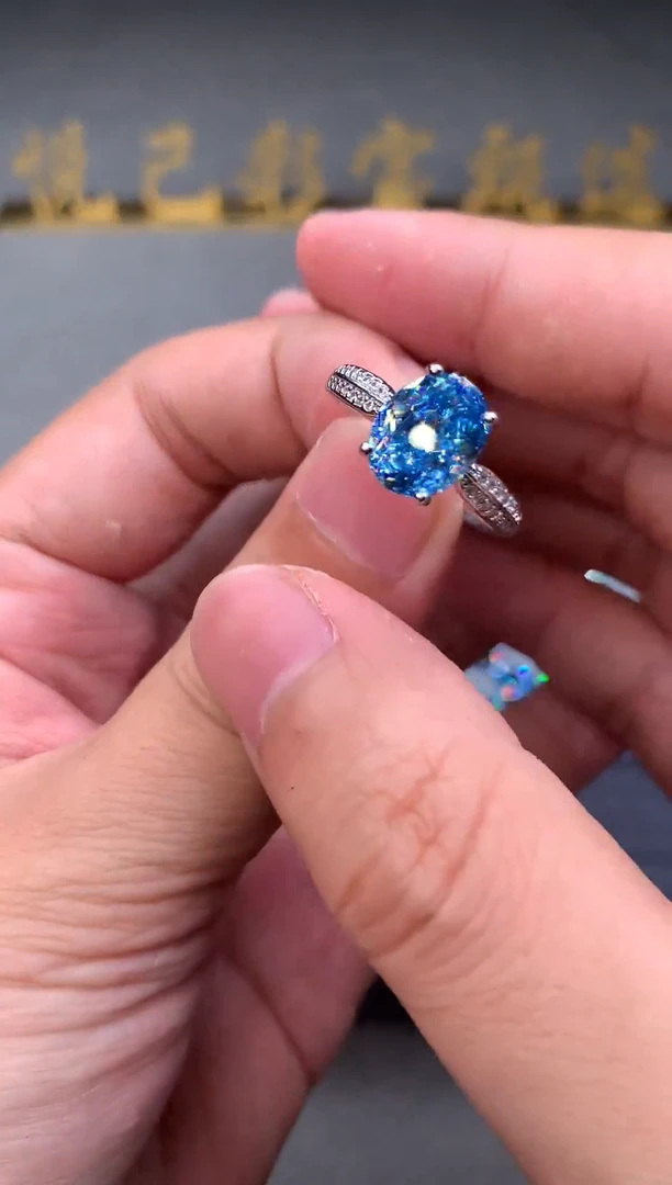 银S925镶嵌戒指海蓝宝石2222