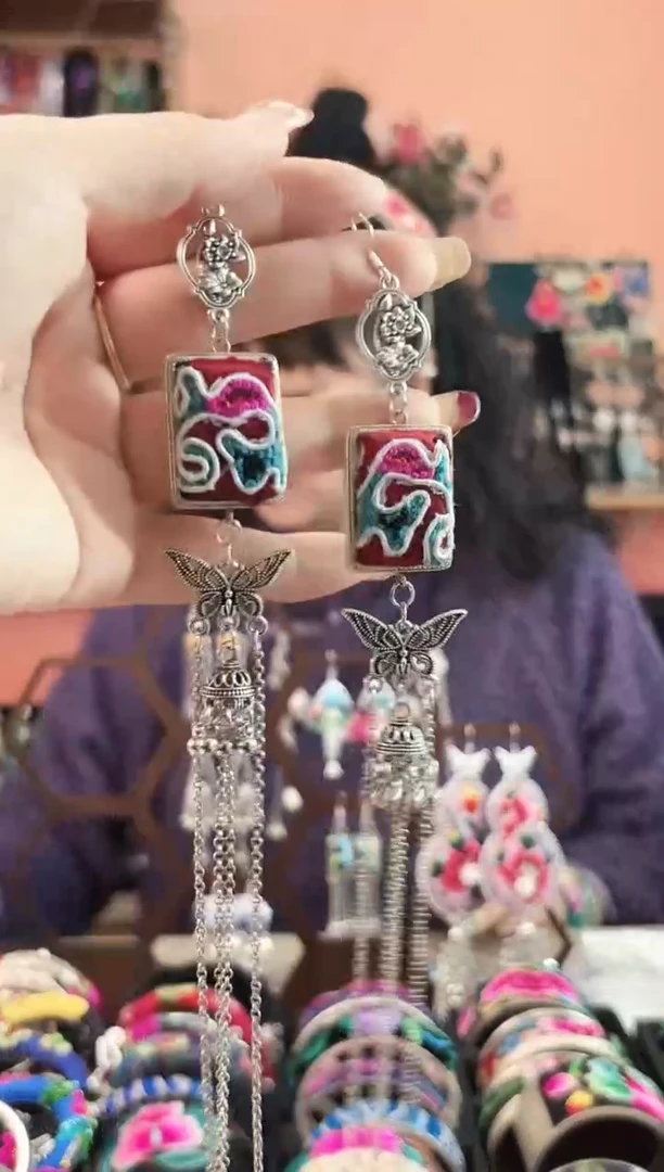 艺枝独绣手工饰品99