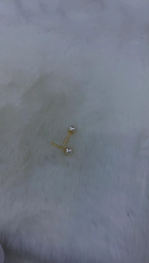 18K金镶嵌akoya海水珍珠耳钉4.5-5mm