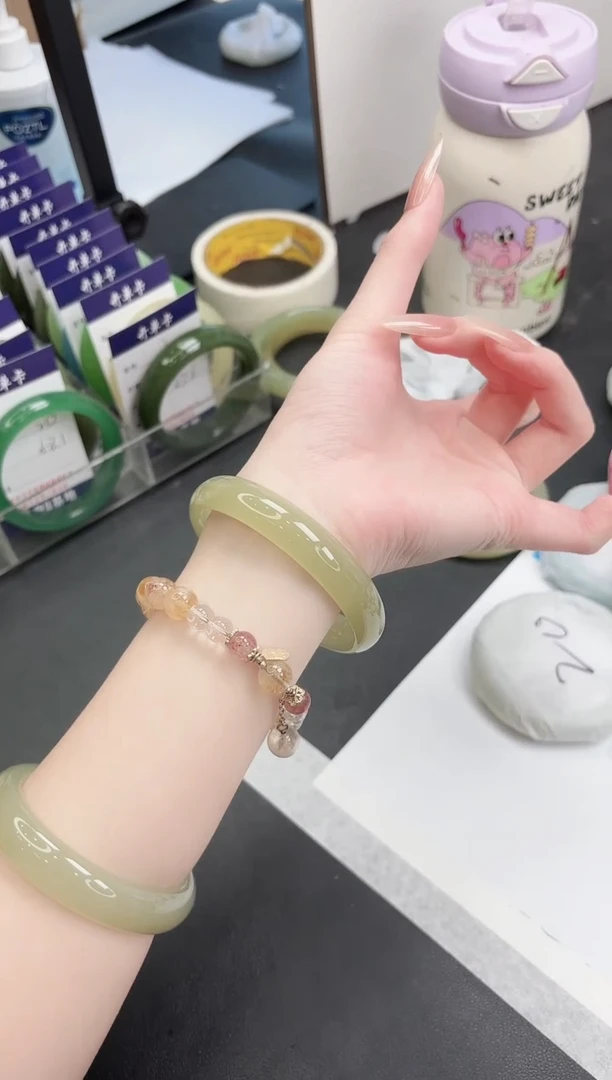 未镶嵌手镯石英质玉193-57.4