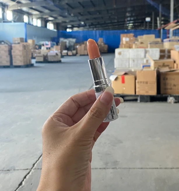 润唇膏无色防干裂唇部护理修护唇膏3.7g