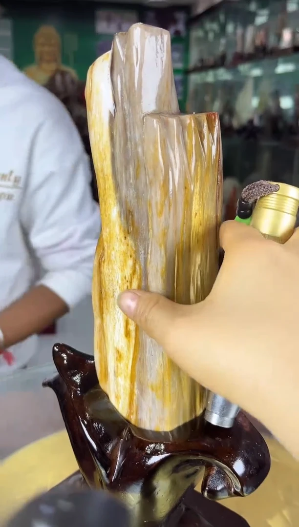 缅甸天然树化玉摆件