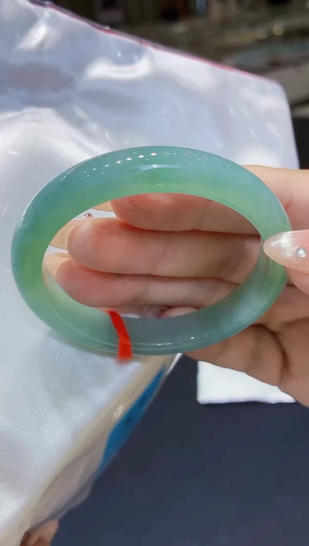 未镶嵌手镯翡翠翡翠手镯52