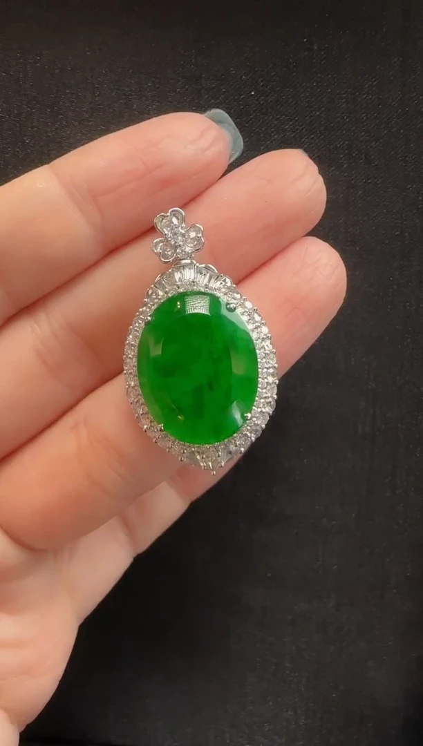 【闪购商品】翡翠颈饰18K金镶嵌128无事牌一个