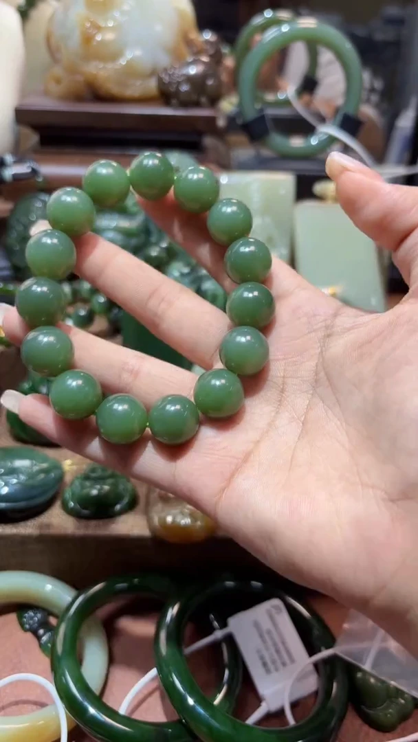 未镶嵌手串和田玉（碧玉）1