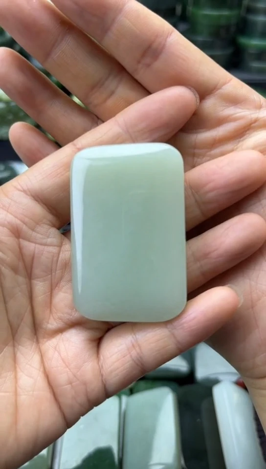 未镶嵌和田玉珠宝半成品牌子