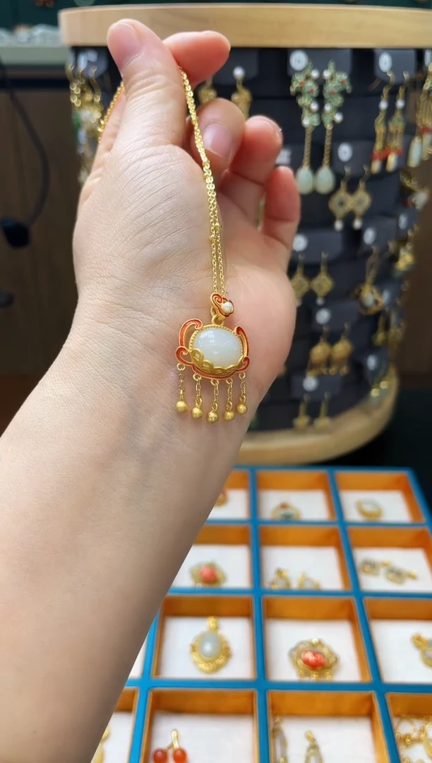 【闪购商品】和田玉吊坠银S925镀金镶嵌吊坠