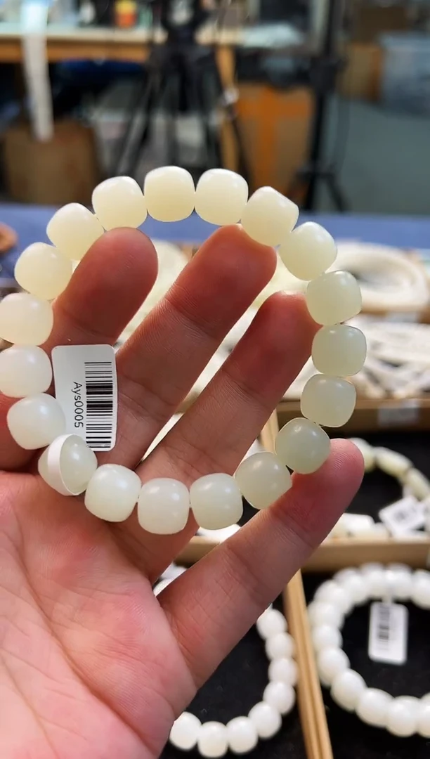 未镶嵌手串和田玉12+