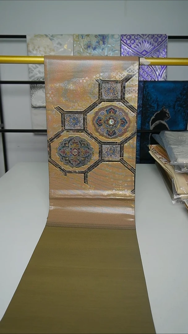 织绣织锦67织螺钿