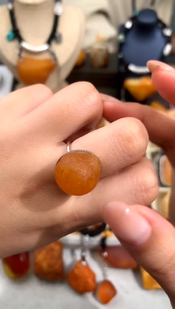 【闪购商品】蜜蜡裸石未镶嵌似玉