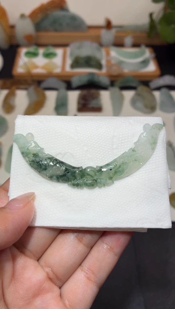 未镶嵌定制翡翠双鱼玉璜