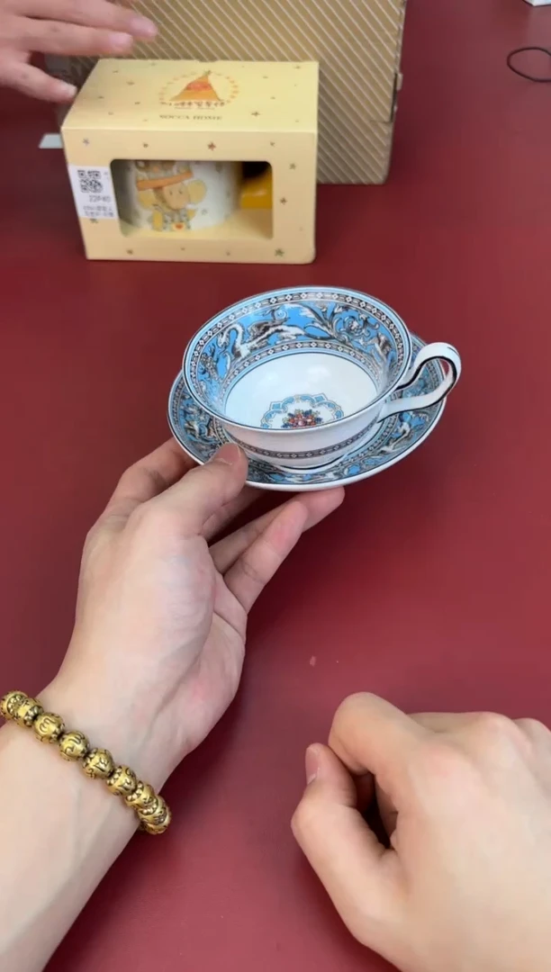 【闪购商品】瓷片新号开播全场漏@@H397