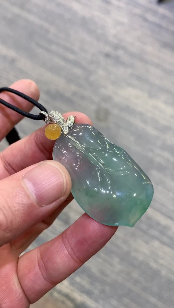 颈饰未镶嵌翡翠天然A货翡翠