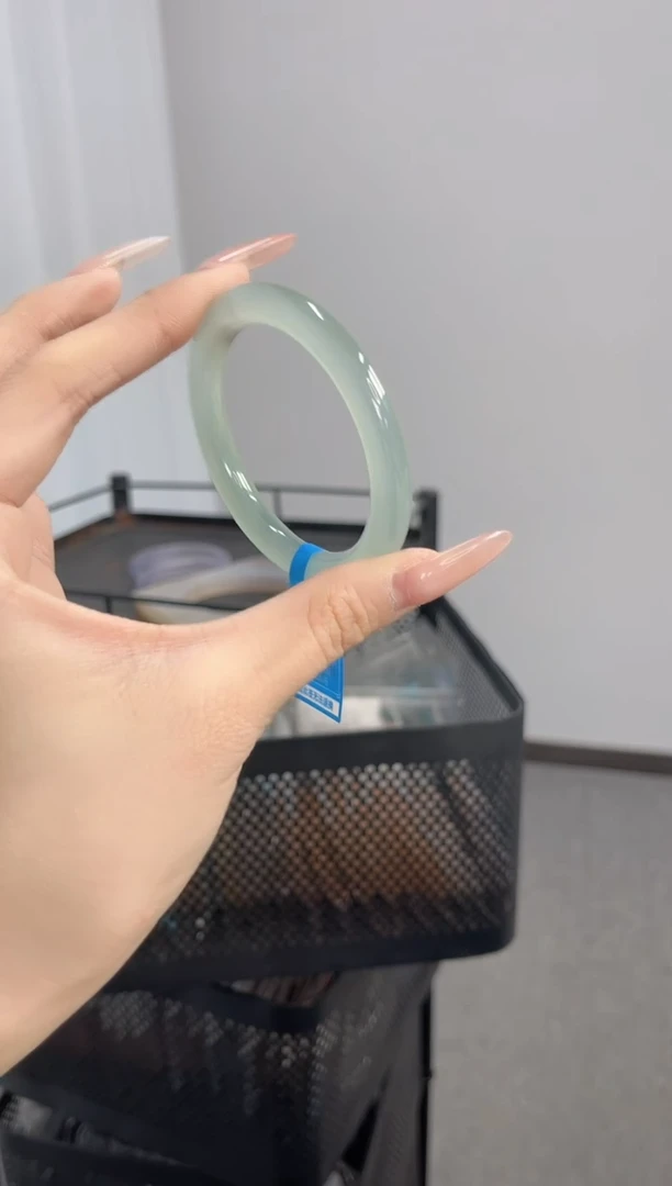 【闪购商品】玛瑙/玉髓手镯未镶嵌50-60圈