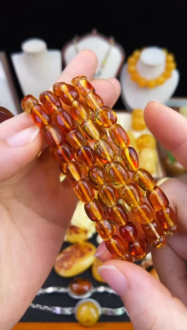 琥珀未镶嵌珠宝奇石多样性发其一