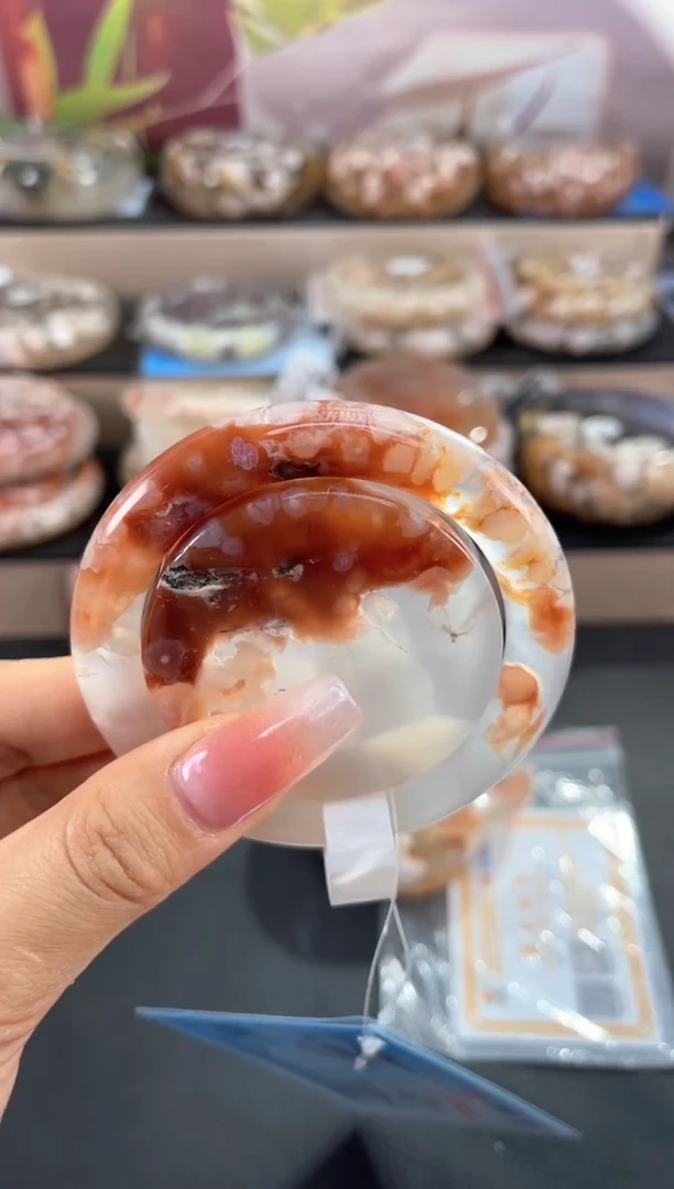 未镶嵌手镯石英质玉54