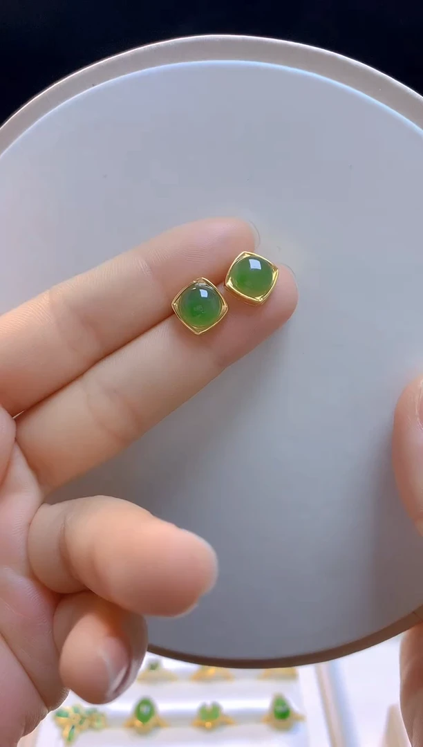 【闪购商品】和田玉银S925镶嵌耳钉碧玉方块耳钉