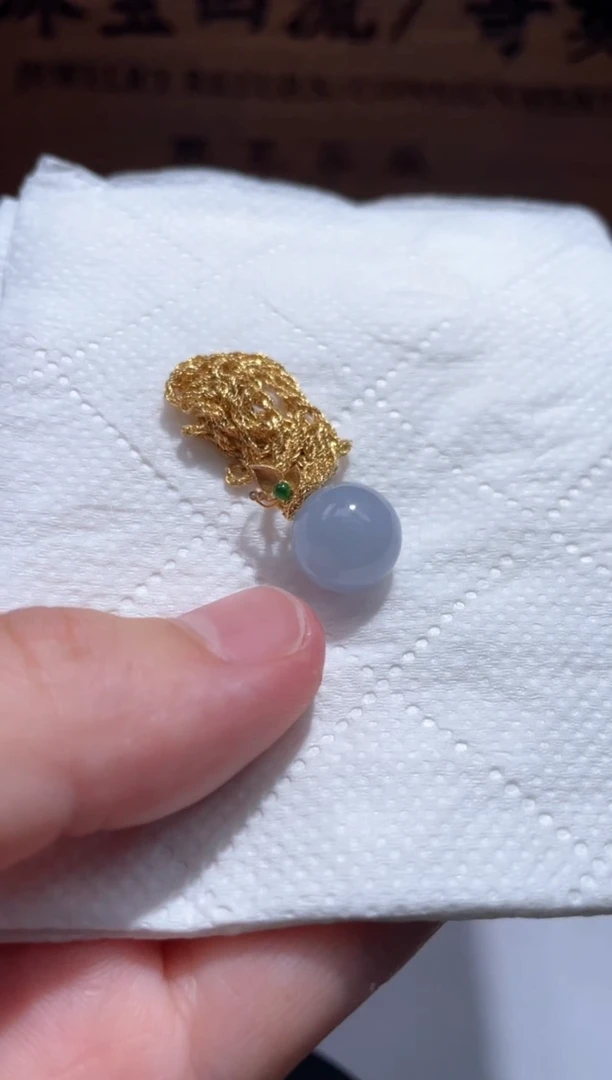 翡翠18K金镶嵌颈饰洱*45.......