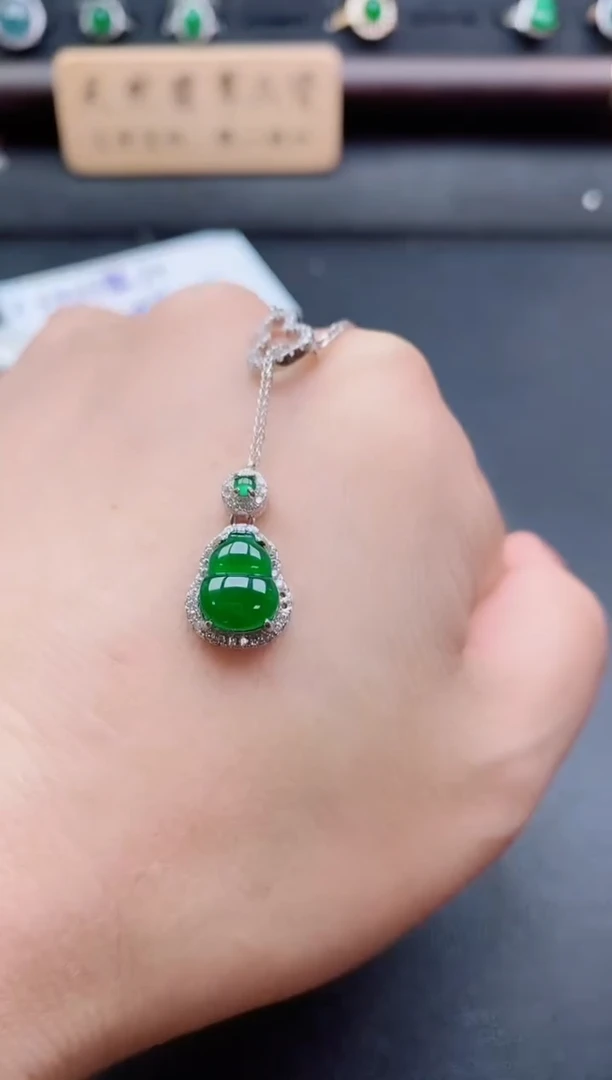 套链银S925镶嵌翡翠1