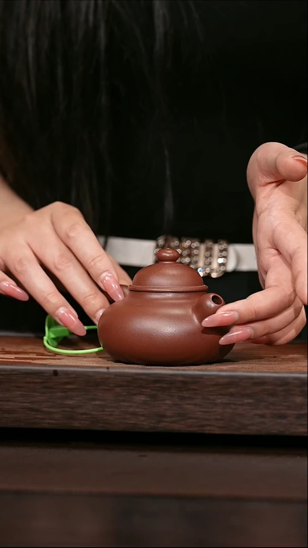 茶壶紫砂宜兴原矿紫砂壶  道宏融天
