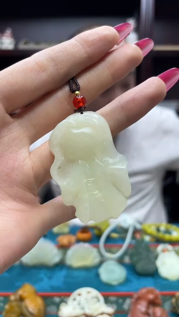 未镶嵌岫玉吊坠·