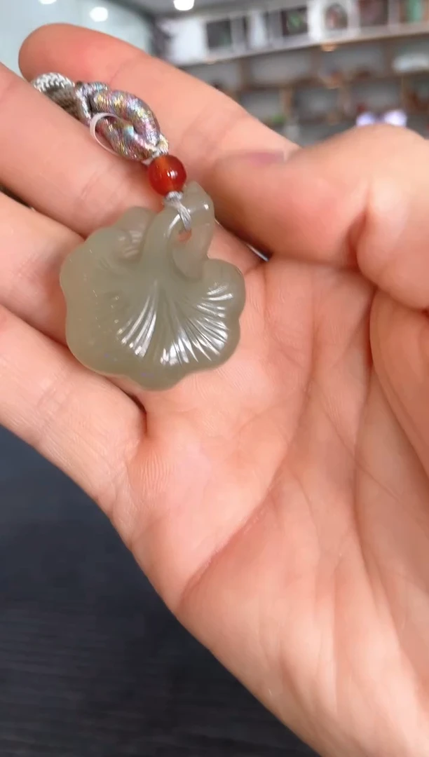 和田玉未镶嵌颈饰吊坠   多样性拍一发一
