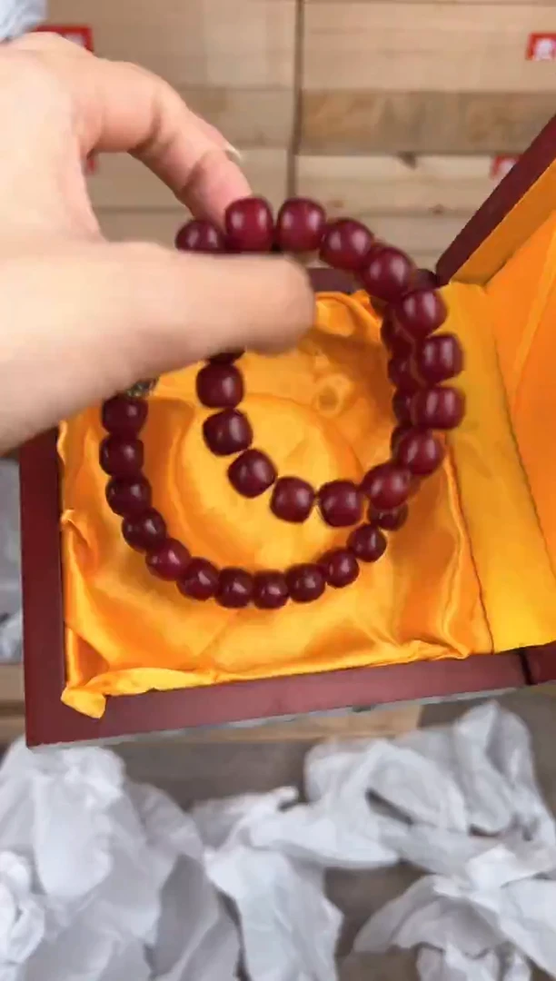 大唐红文玩阁天珠红玉菩提提链接@@YS895