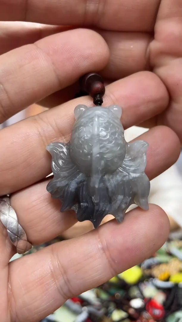 未镶嵌岫玉吊坠·