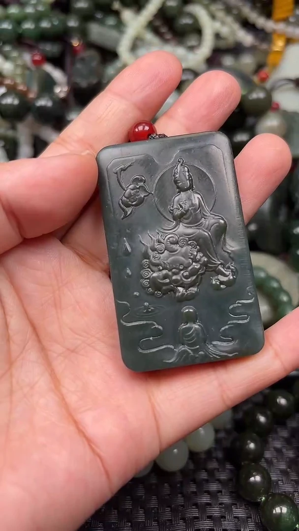 颈饰未镶嵌和田玉1