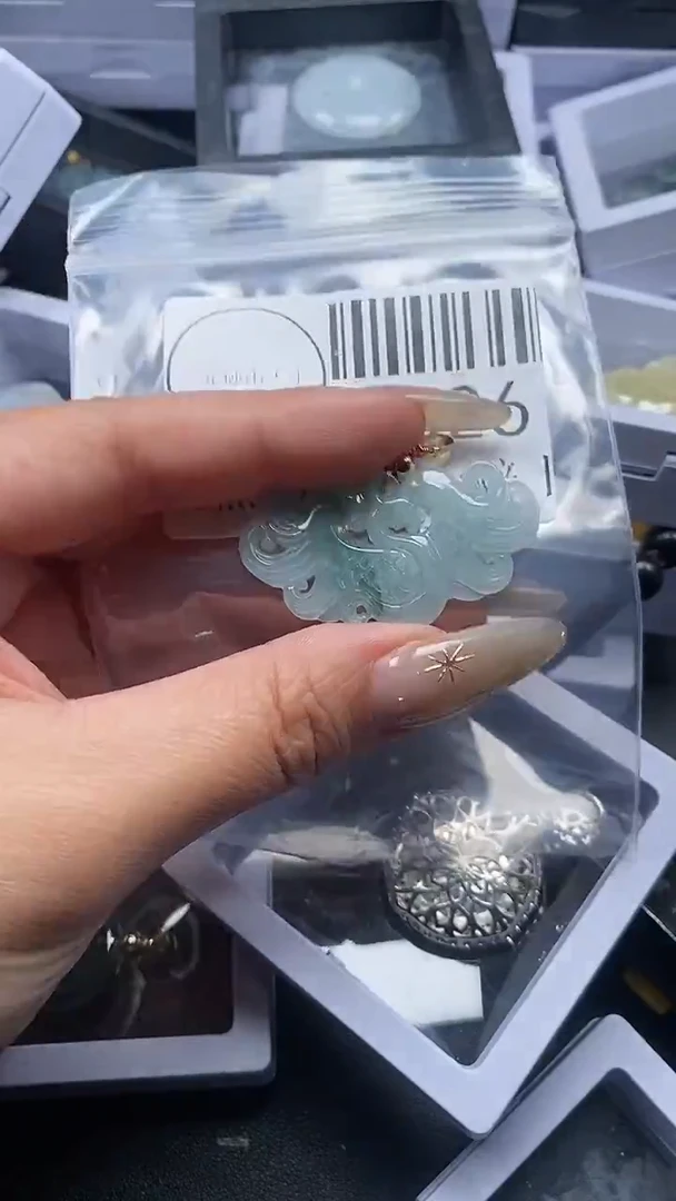 颈饰未镶嵌翡翠1826