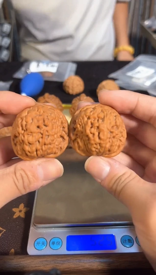 把件核桃全品41同尺54g莲花核桃