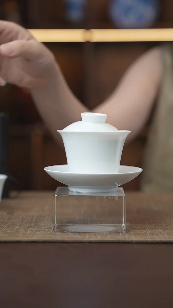 恶化的环境集团已经发给