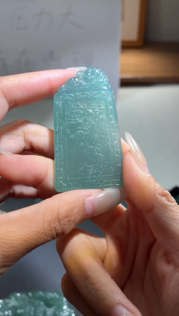 吊坠(不含链)未镶嵌翡翠天然翡翠A货