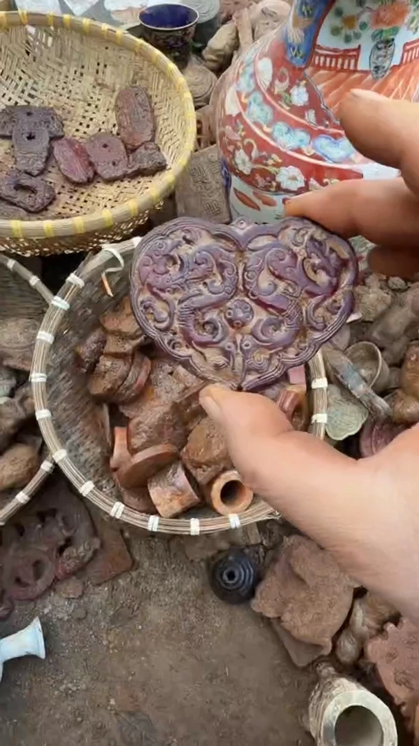 未镶嵌和田玉挂件石**哥 和田玉 挂件