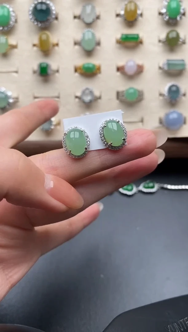 银S925镶嵌戒指翡翠一物一证一礼盒