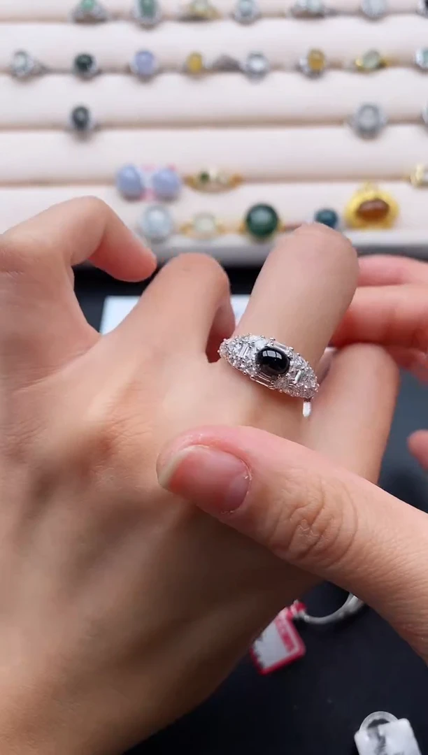 银S925镶嵌戒指翡翠6666666+4