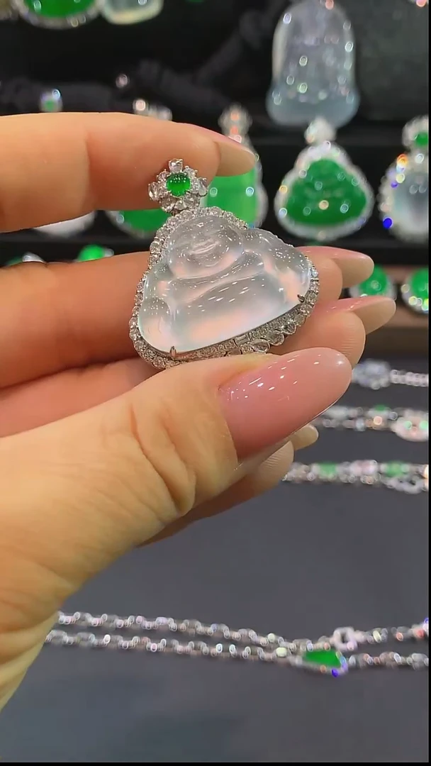 吊坠(不含链)18K金镶嵌翡翠吊坠