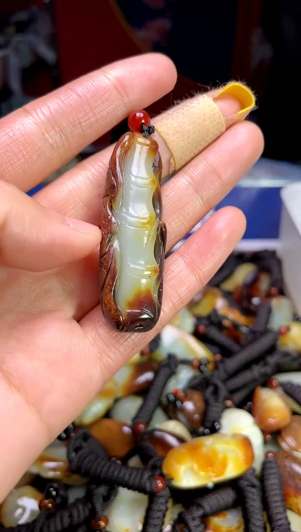 【闪购商品】和田玉颈饰未镶嵌1